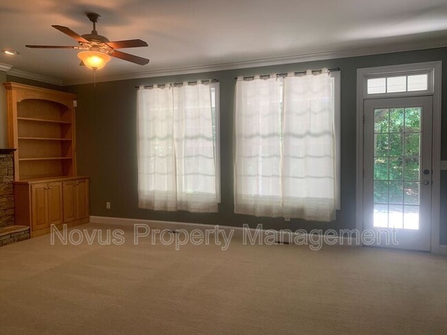 Building Photo - 119 Tullamore Trail