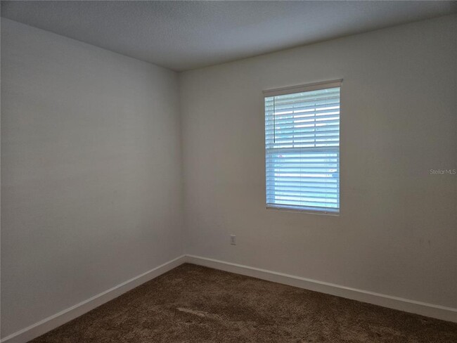 Building Photo - 899 Asterfield Ln