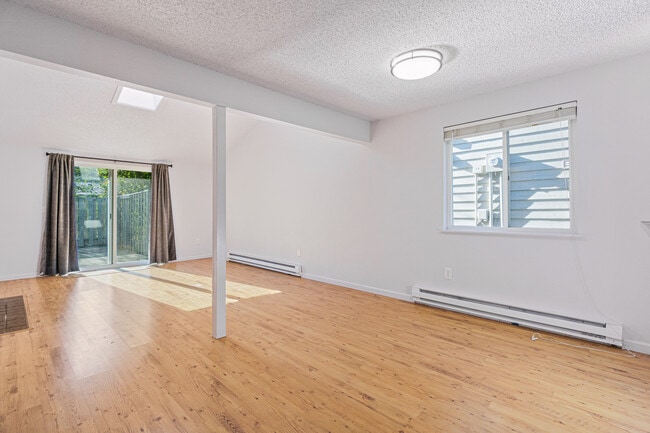 Building Photo - 708 126th Ave NE