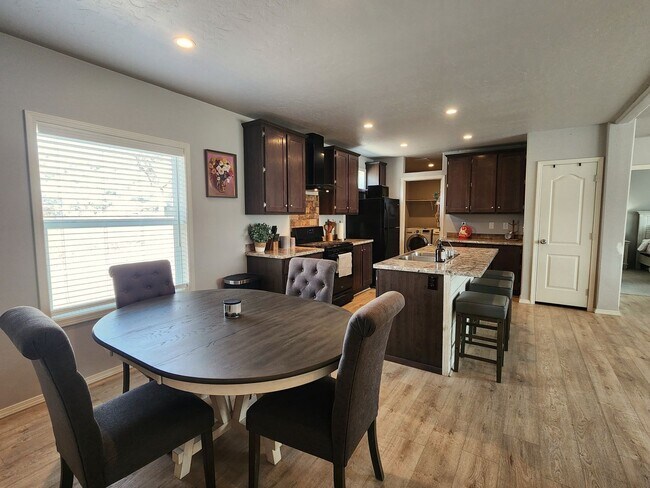 Building Photo - Fully Furnished Manufactured Home in Dayton NV