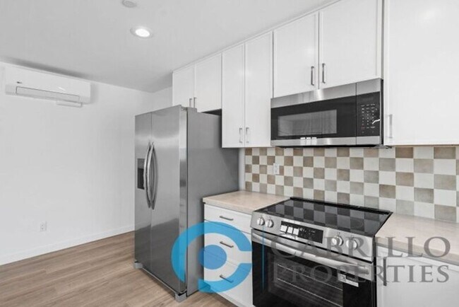 Building Photo - 3064 46th St
