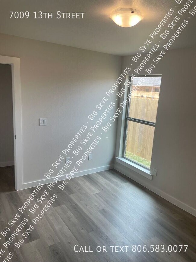 Building Photo - 7009 13th St