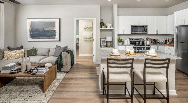 Building Photo - 10881 Caladesi Ave