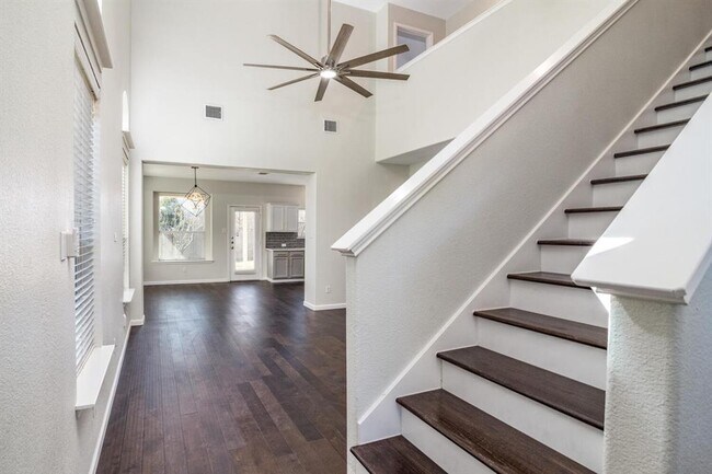 Building Photo - 9628 Beechnut Dr