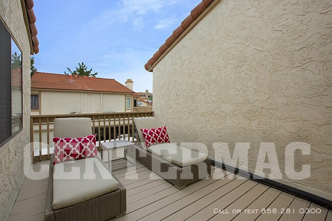 Building Photo - 11816 Bernardo Terrace