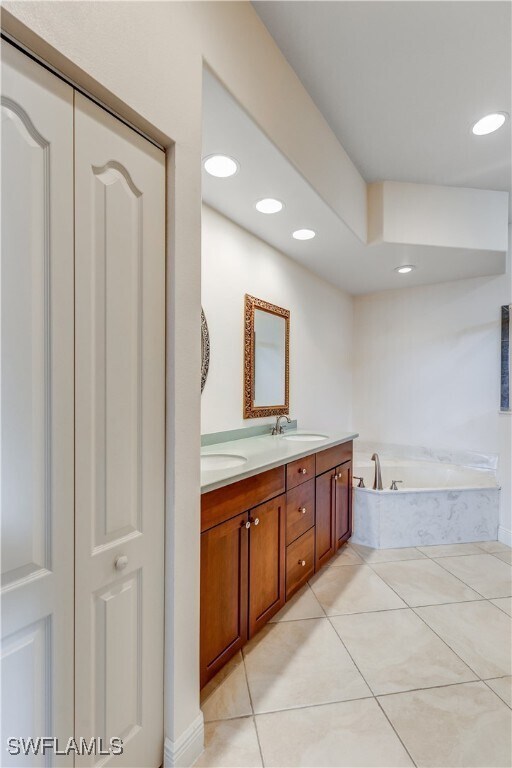 Building Photo - 14970 Toscana Way