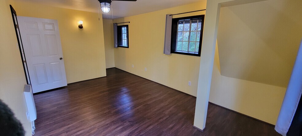 Building Photo - 3033 Granite Hill Rd