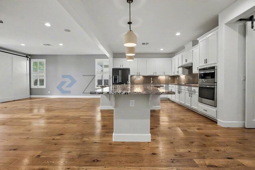 Building Photo - 3540 Arden Villa Ct