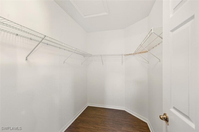 Building Photo - 14825 Sutherland Ave