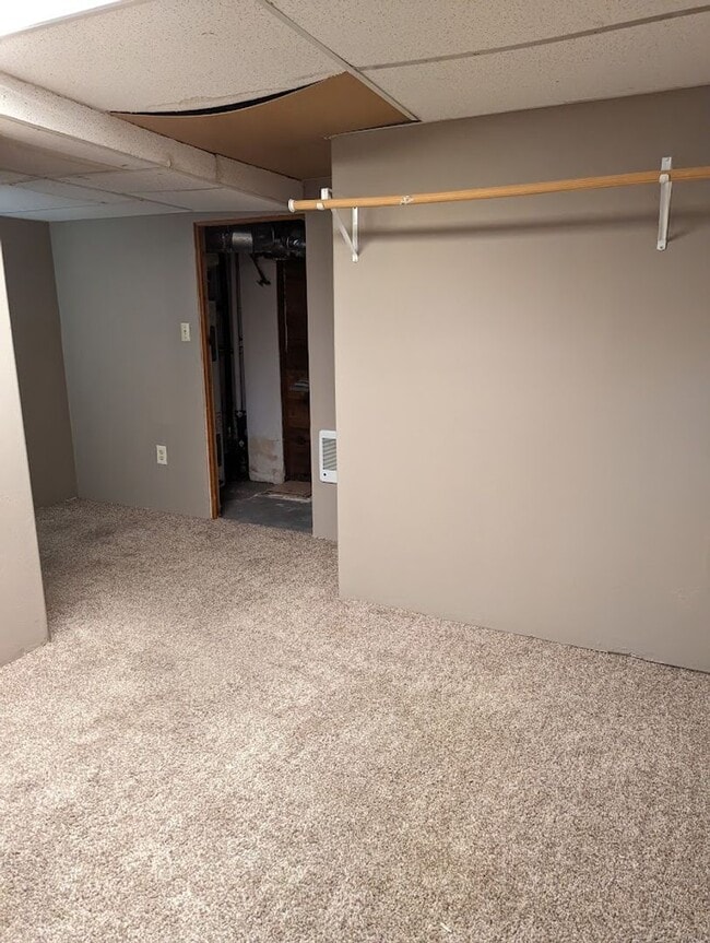 Building Photo - Triangle Tops (TTD/TTU) (Silverwolf)