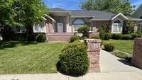 Building Photo - 873 Beckys Cove