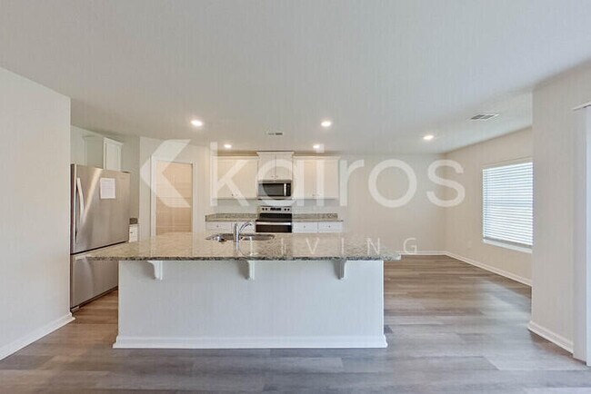 Building Photo - 354 Common Reed Dr