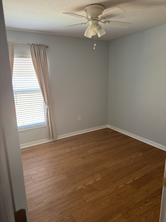 Building Photo - 353 Acadia Dr