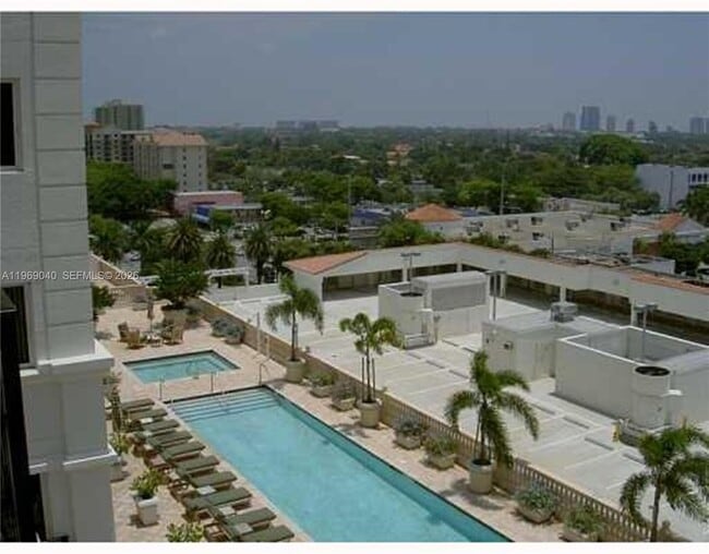 Building Photo - 10 Aragon Ave