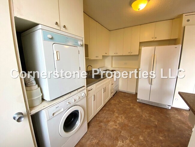 Building Photo - 1026 Kalo Pl