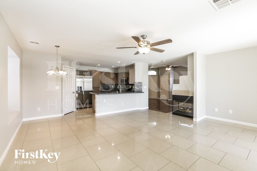 Building Photo - 9501 Forest Lily Ct