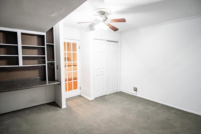 Building Photo - 7205 Canmore Ln NW