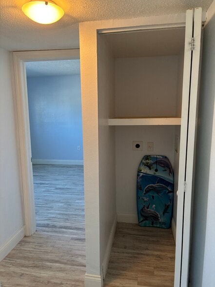 Building Photo - 299 E Central Blvd