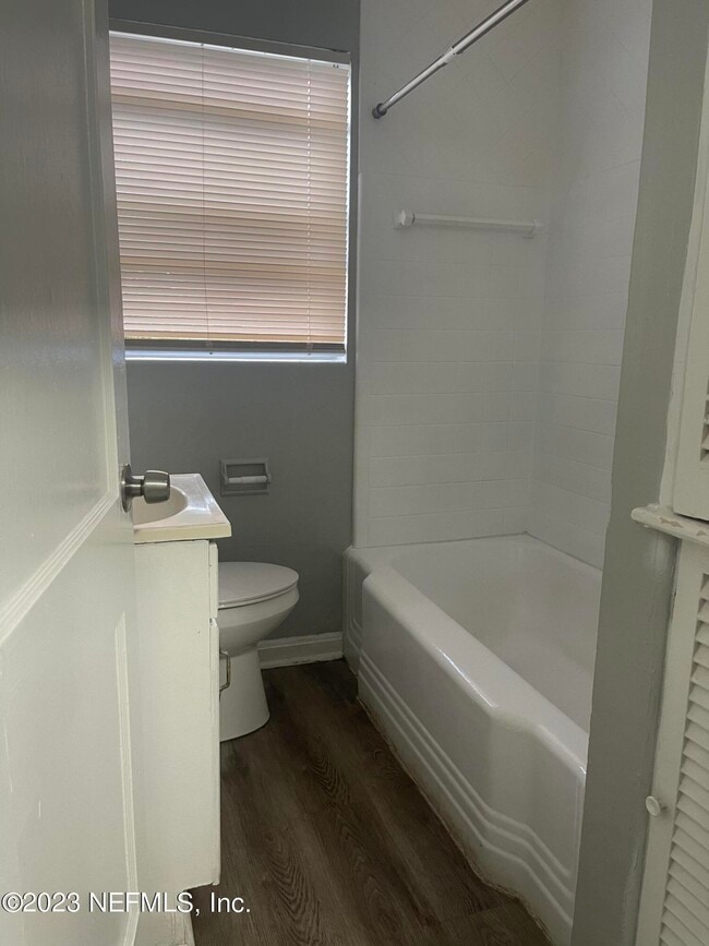 Building Photo - 5467 Windermere Dr