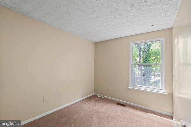 Building Photo - 9515 Quarry Bridge Ct