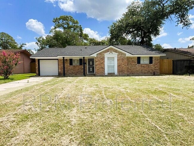 Building Photo - 10506 Rockaway Dr