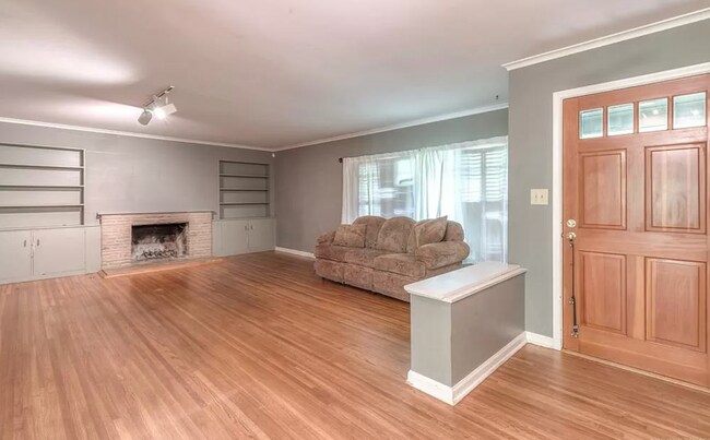 Building Photo - 3842 S Trenton Ave