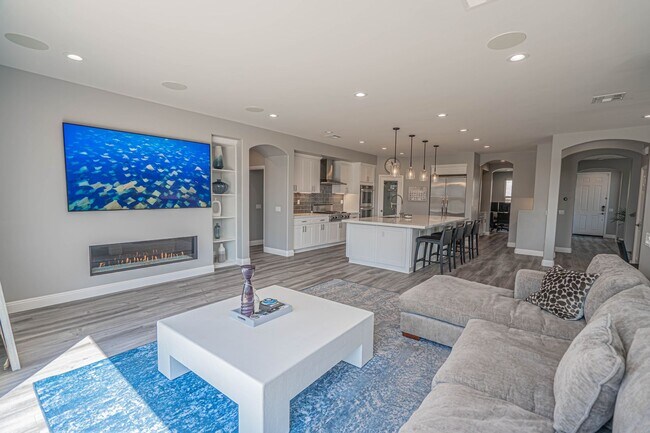 Building Photo - Spectacular 5-Bedroom Home with Pool, RV P...