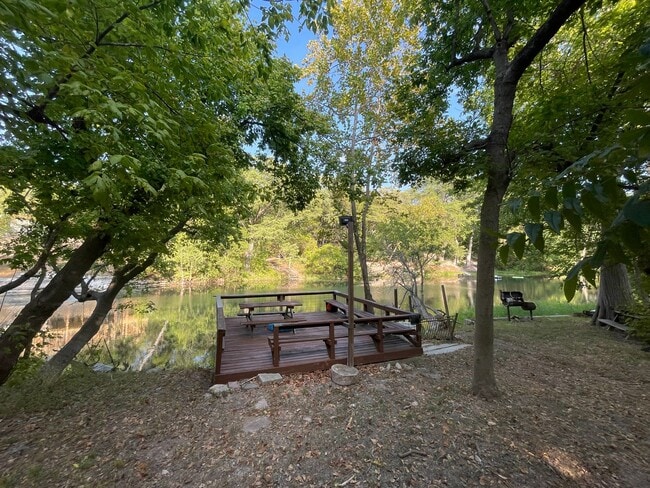 Building Photo - NEW ON MARKET /// RIVER FRONT CABIN AVAILABLE!!