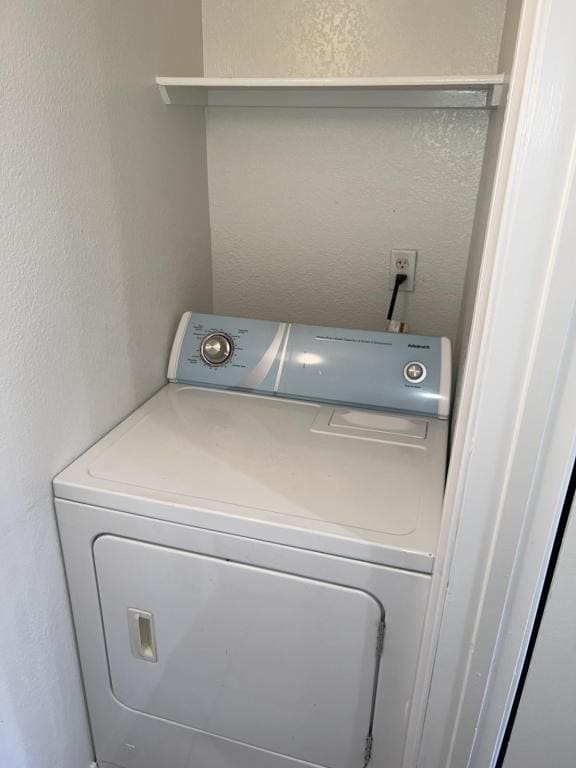 Building Photo - 7570 W Flamingo Rd