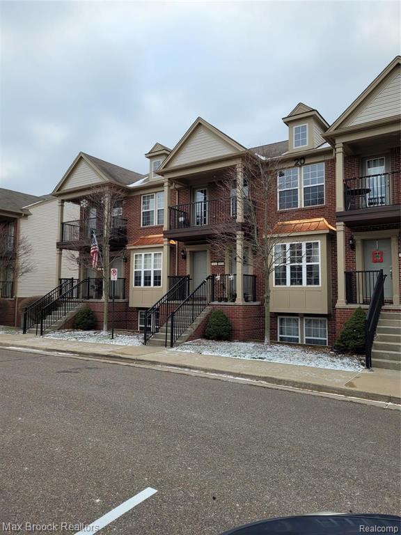 Building Photo - 28017 Hopkins Dr