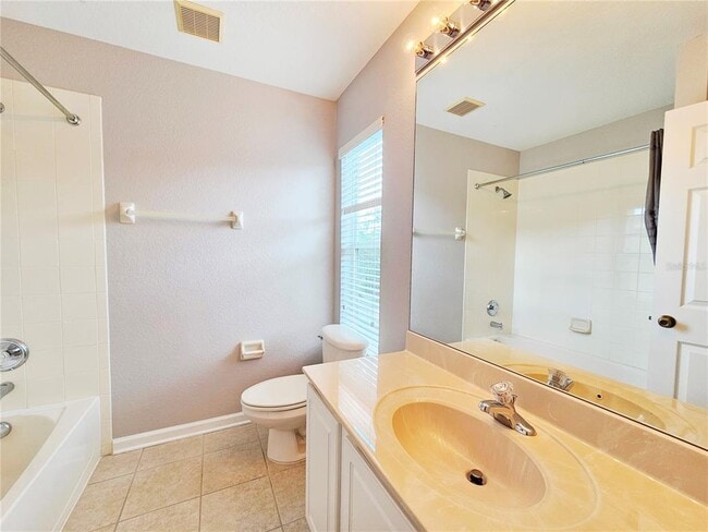 Building Photo - 8512 Abbotsbury Dr