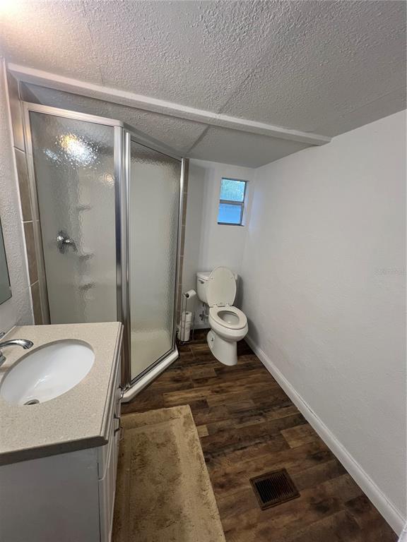 Building Photo - 3925 NE 92nd Pl