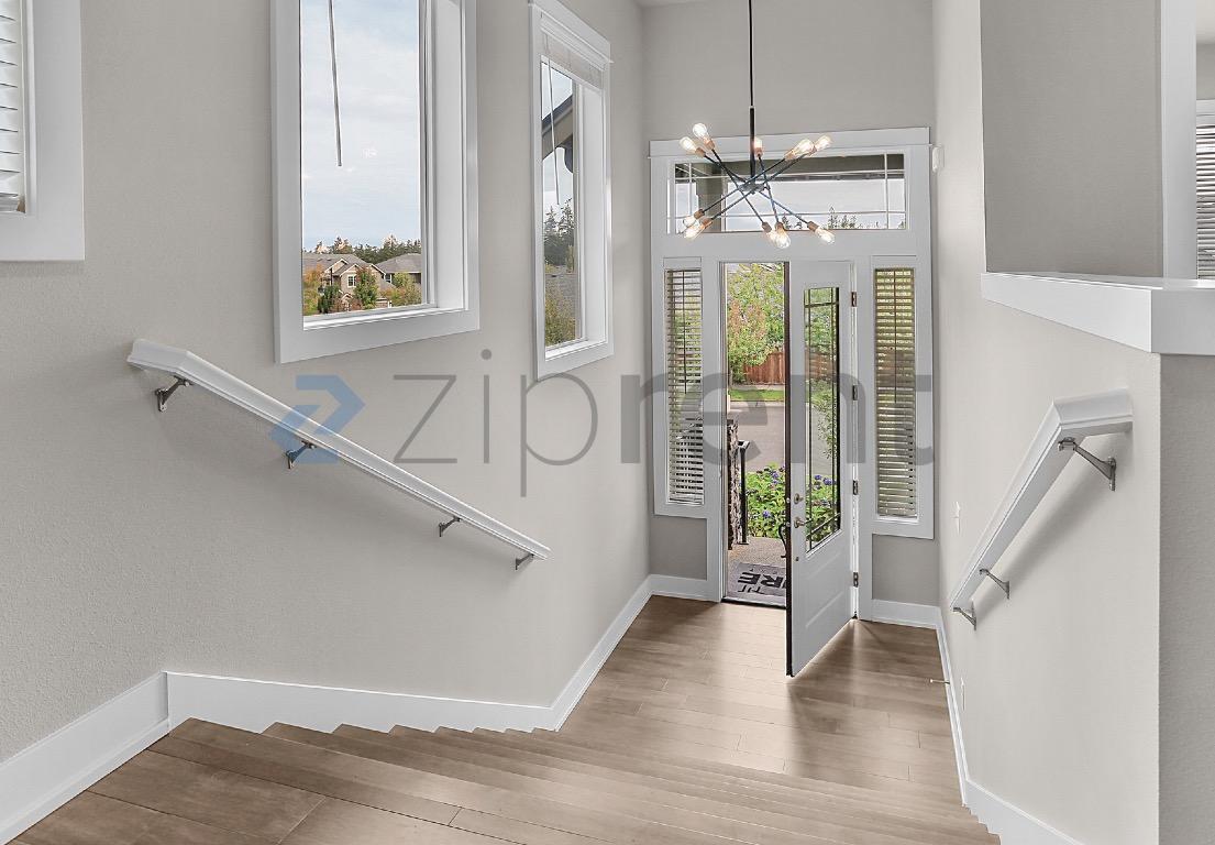 Building Photo - Unit