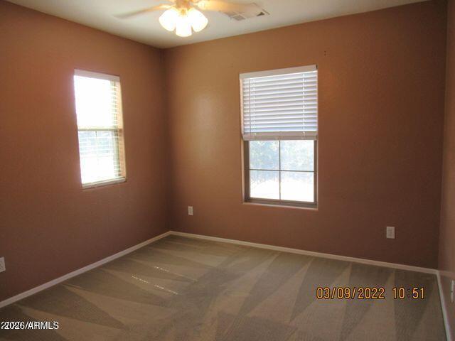 Building Photo - 3928 E Parkview Dr