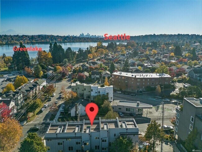 Building Photo - 1424 N 80th St