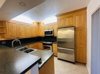 Building Photo - 8559 Boca Rio Dr