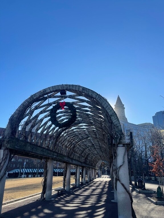 Building Photo - 357 Commercial St