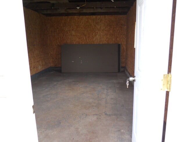 Building Photo - OWN808