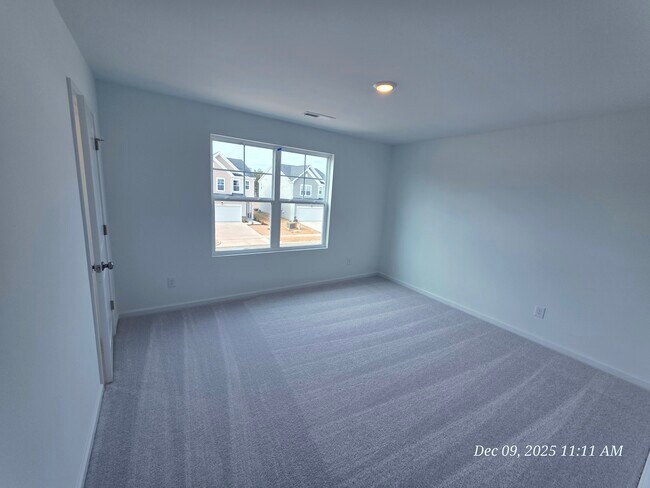 Building Photo - 184 N Finley Lndg Pkwy