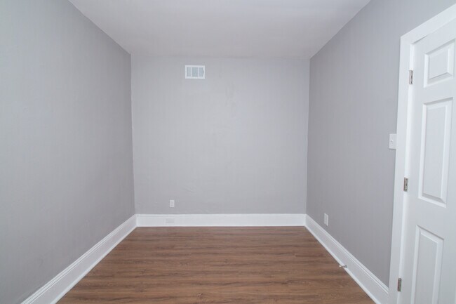 Building Photo - 3843 N Bouvier St