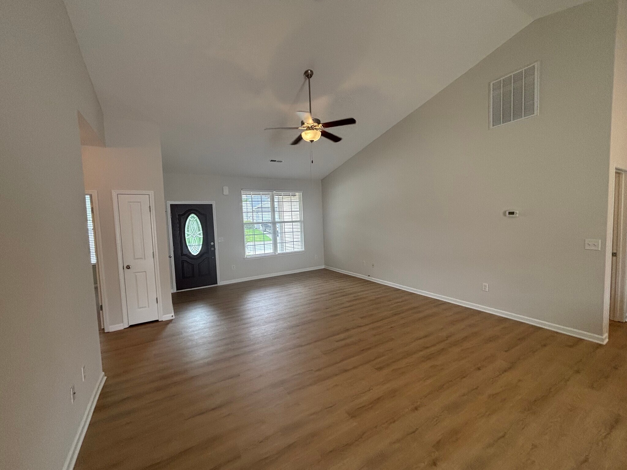 Building Photo - 115 Bascom Ct