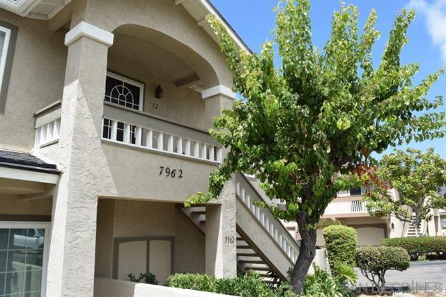 Private entry - 7962 Arly Ct