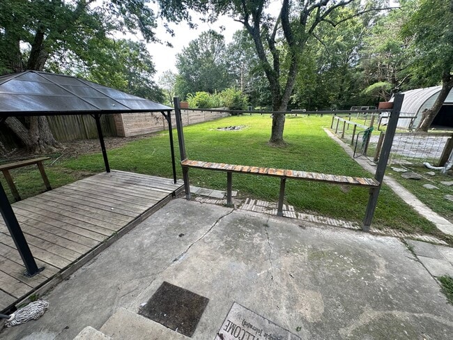 Building Photo - 510 Layne St