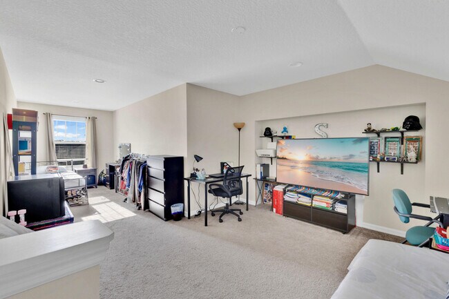 Building Photo - 5120 Caspian St