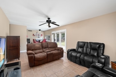 Building Photo - 3384 P Ave