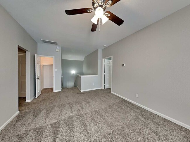 Building Photo - 4522 Lake Halbert Ln