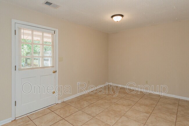Building Photo - 2364 Grayson Valley Cir