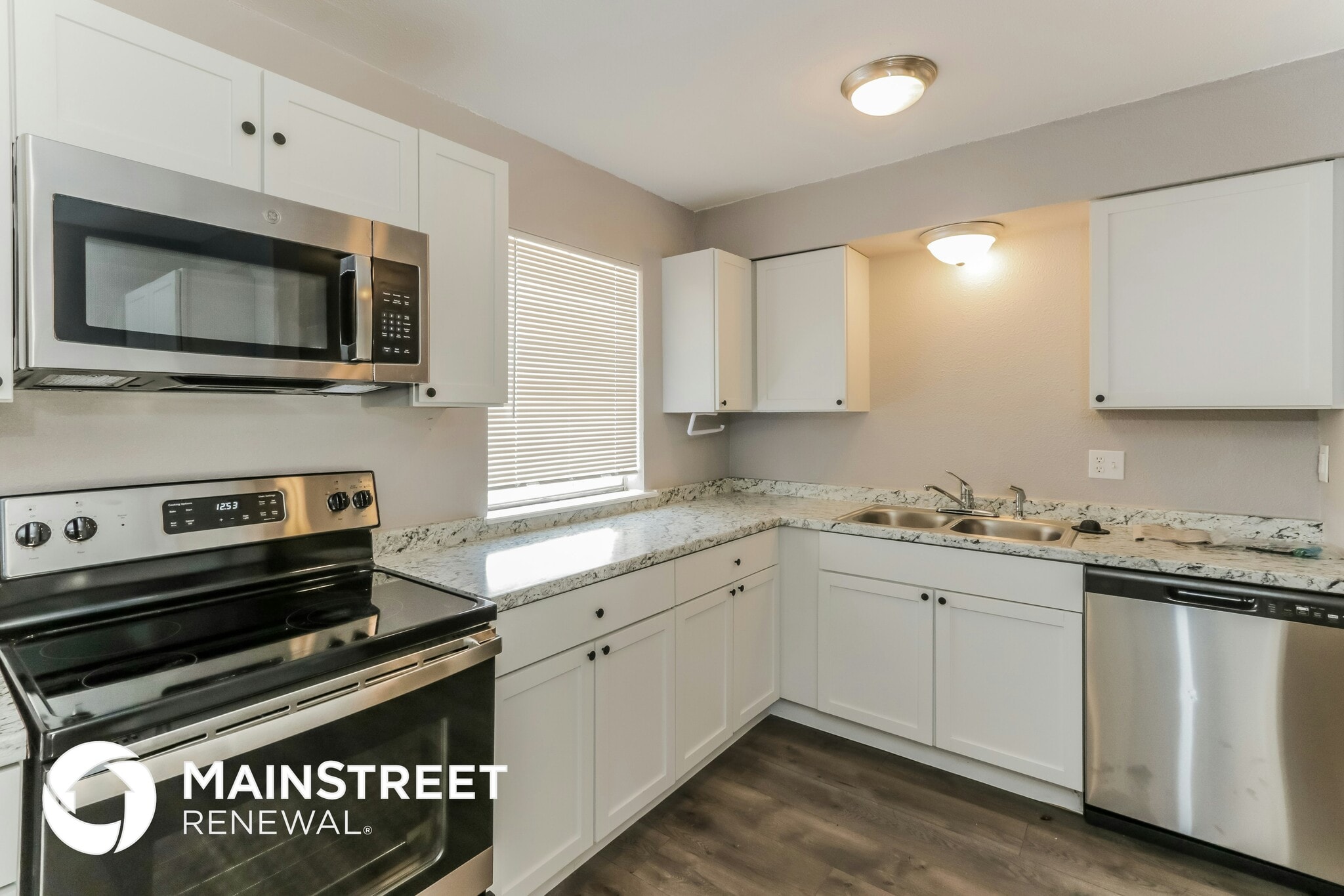 Building Photo - 224 Woodgrove St