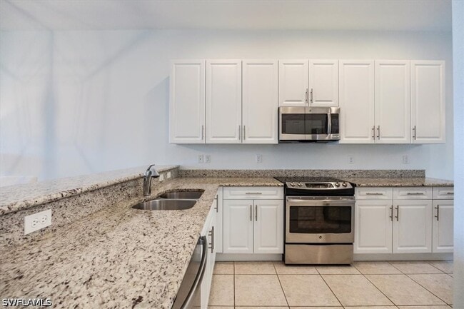 Building Photo - 13553 Coronado Dr