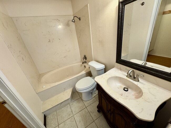 Building Photo - 7706 Sandia Bluff